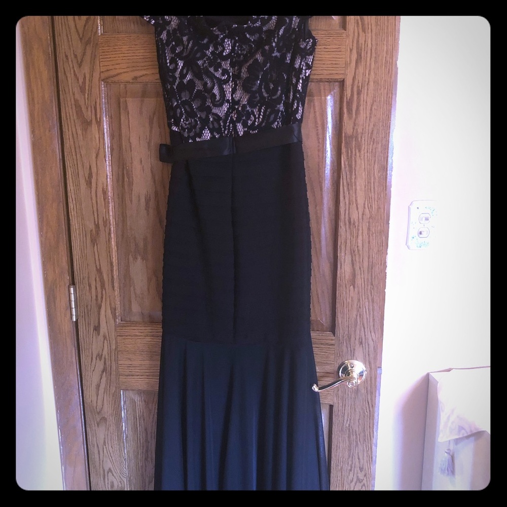 Elegant black dress for sale